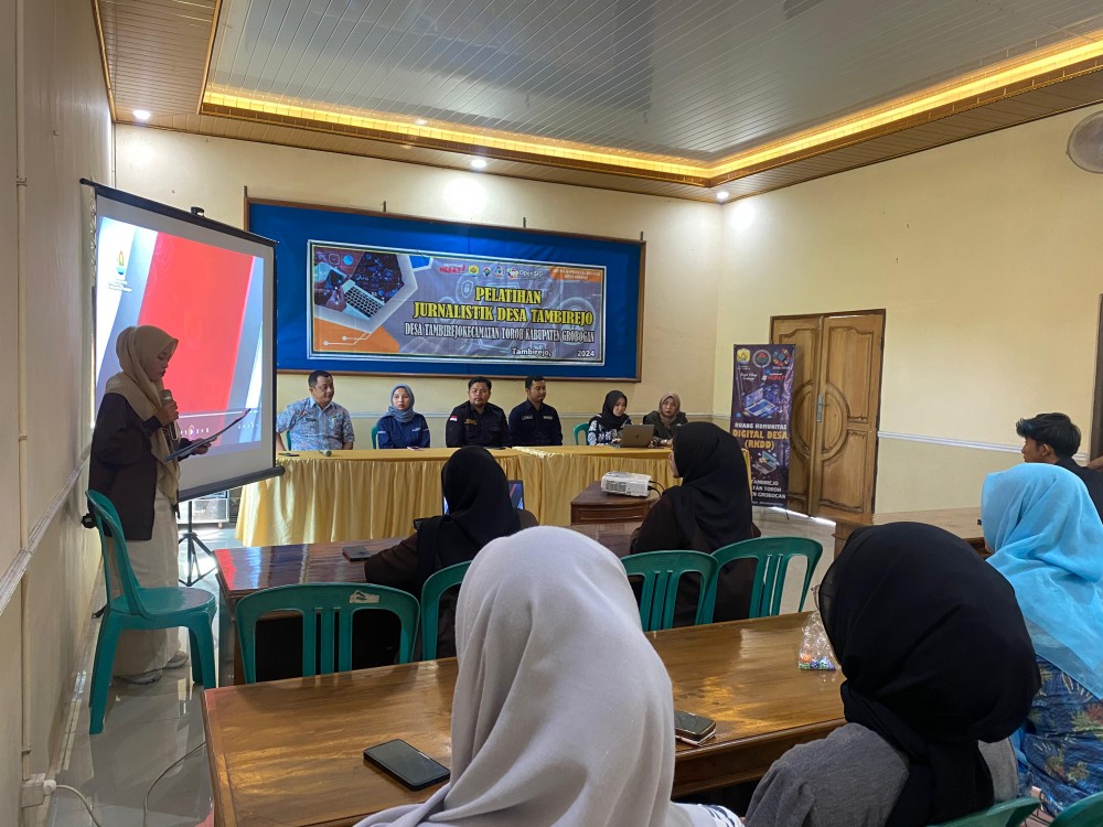BERSAMA JAWA POS DAN DISKOMINFO GROBOGAN PEMDES TAMBIREJO ADAKAN PELATIHAN JURNALISTIK DESA 