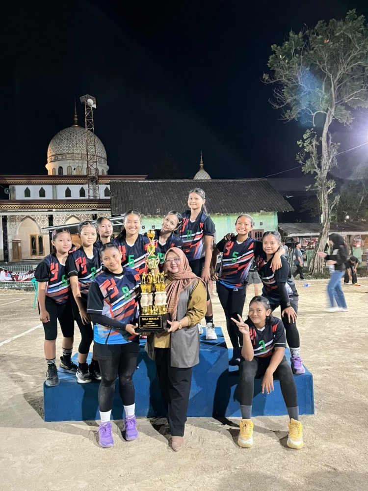 Putra Sendang Raih Juara Turnamen Bola Voli Tambirejo Cup 2026