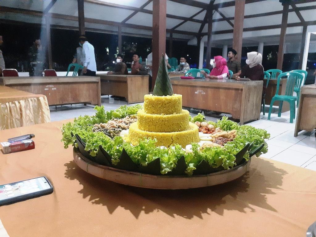 Malam Tirakatan “ Meskipun Sederhana Tapi Maknalah Yang Terpenting “